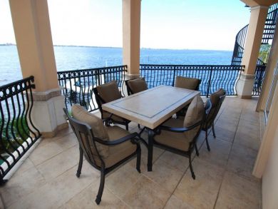 Outdoor Dining Table Seats 8